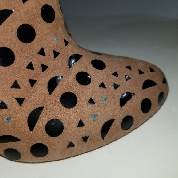 Alaia Women Ankle Geometric Booties Size 35.5 - Picture 13 of 13